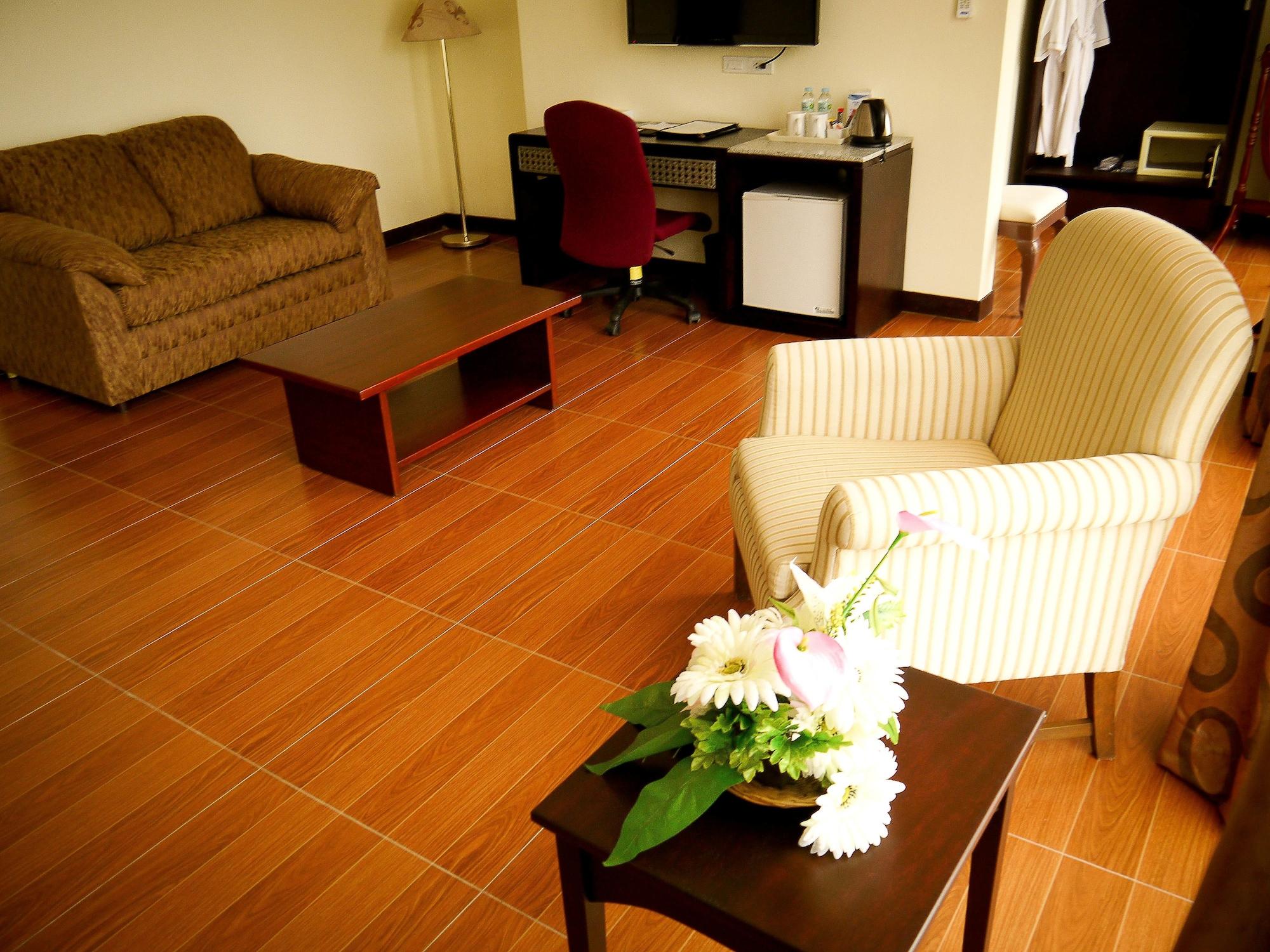 Fersal Hotel - Puerto Princesa Eksteriør bilde